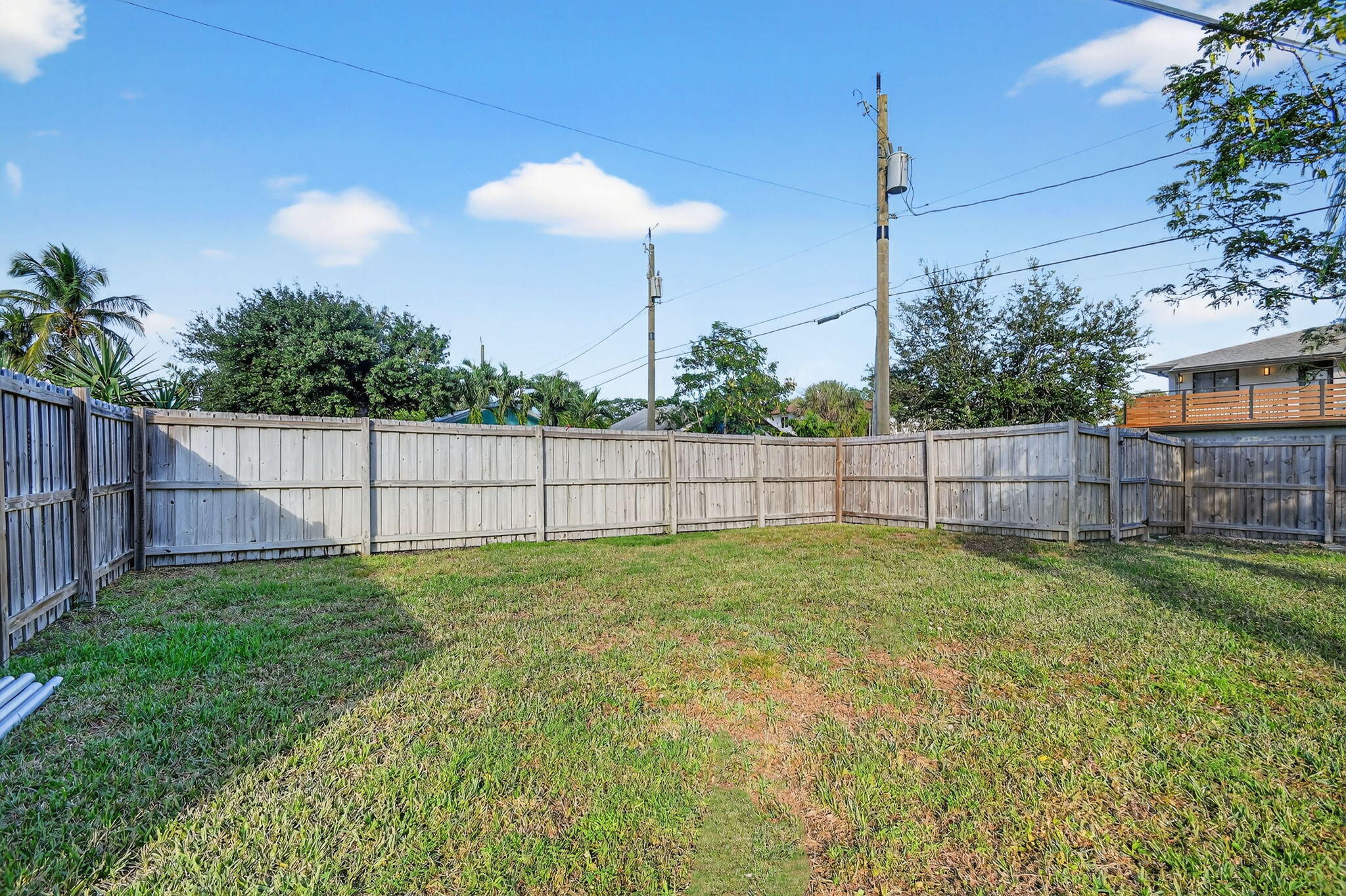 LAKE WORTH TOWN OF - Residential Lease