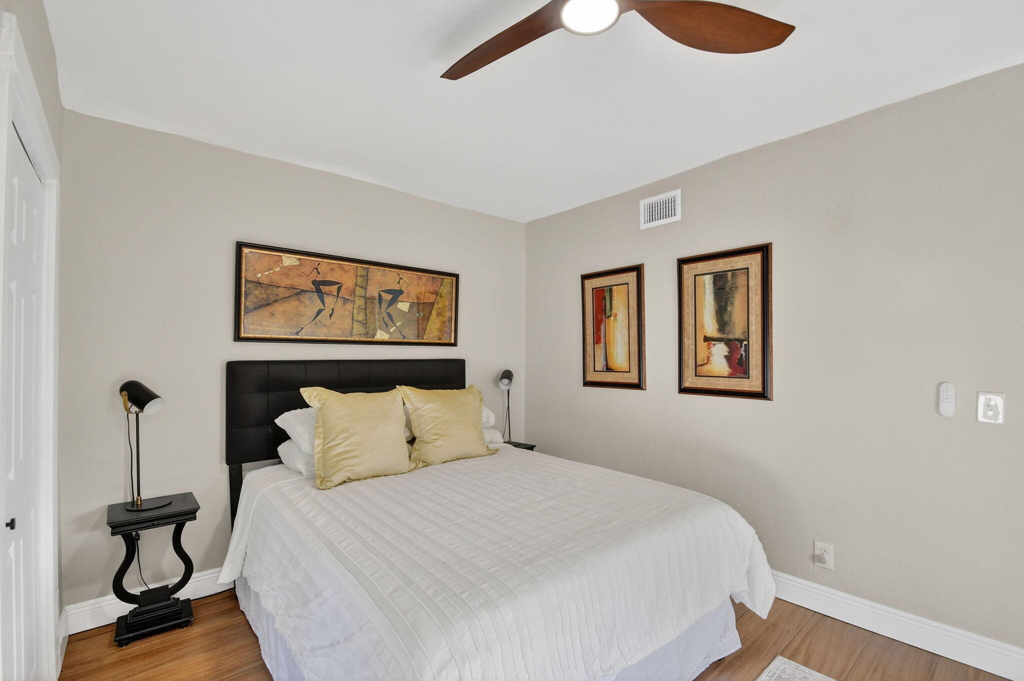 LAKE WORTH TOWN OF - Residential Lease