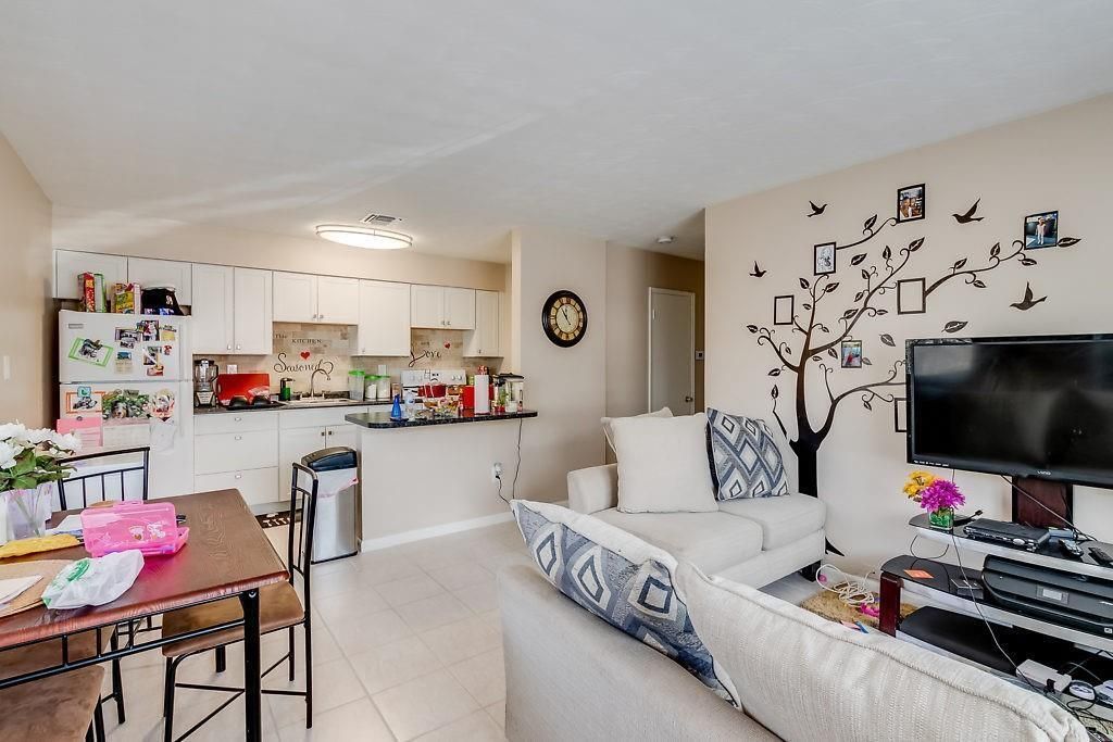 Photo of 1037 N Victoria Park Road #1, Fort Lauderdale, FL 33304 (MLS # R11102532)