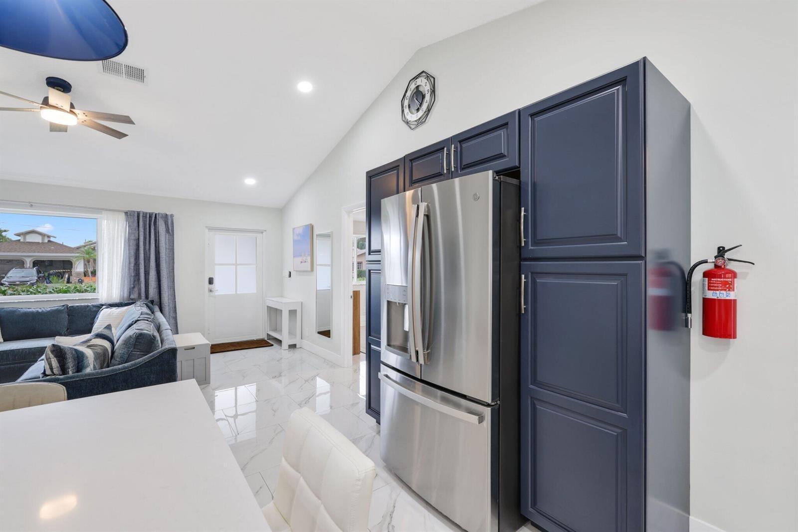 F R HUMPHRIES VILLA - Residential