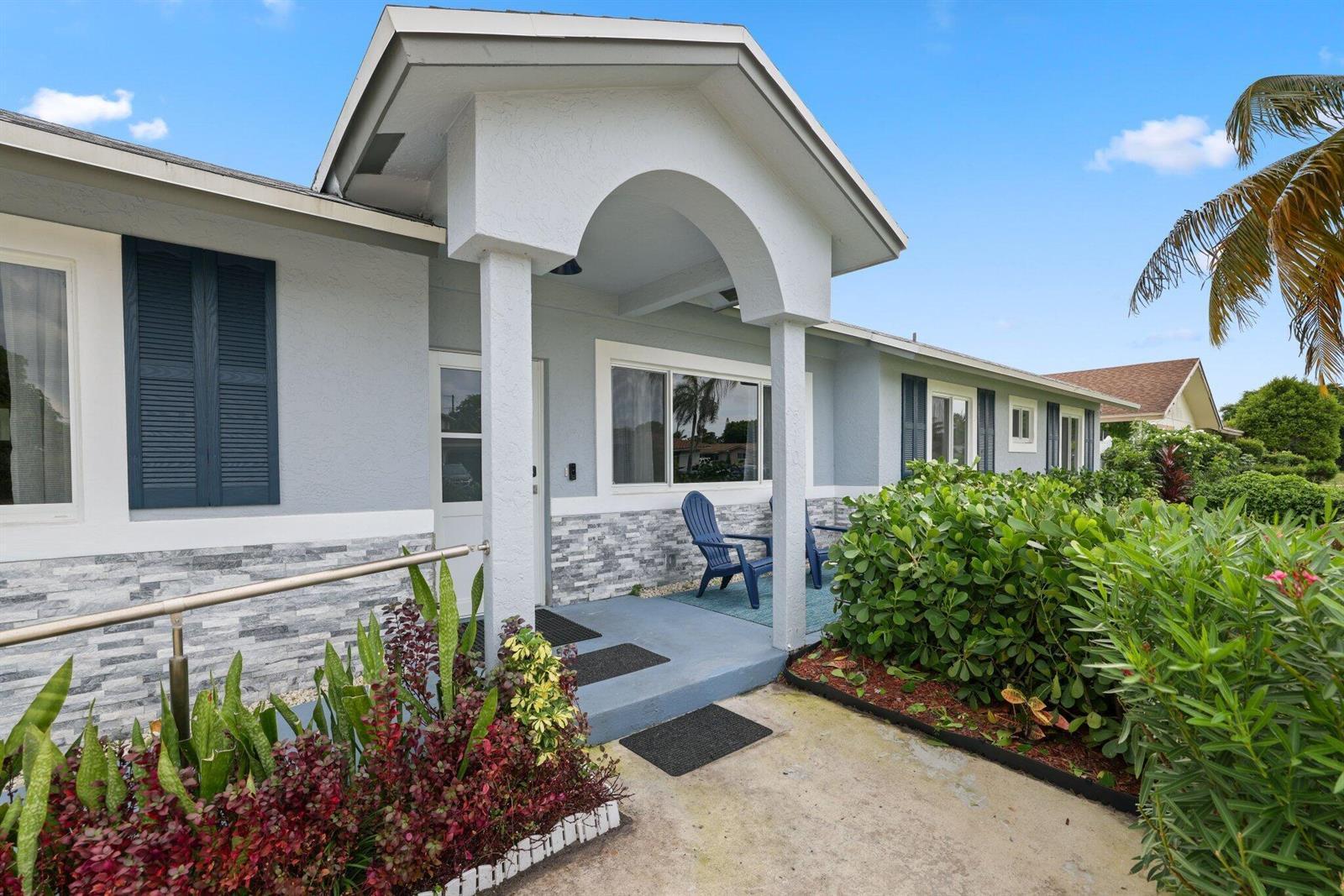 F R HUMPHRIES VILLA - Residential