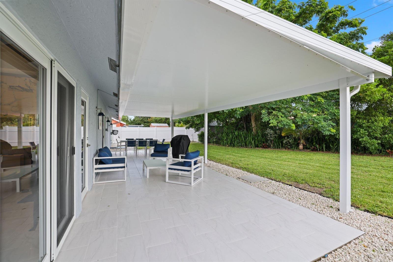 F R HUMPHRIES VILLA - Residential