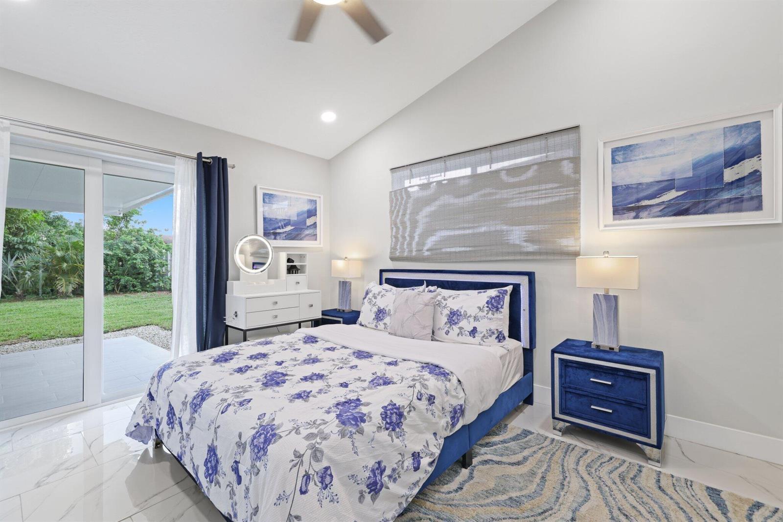 F R HUMPHRIES VILLA - Residential