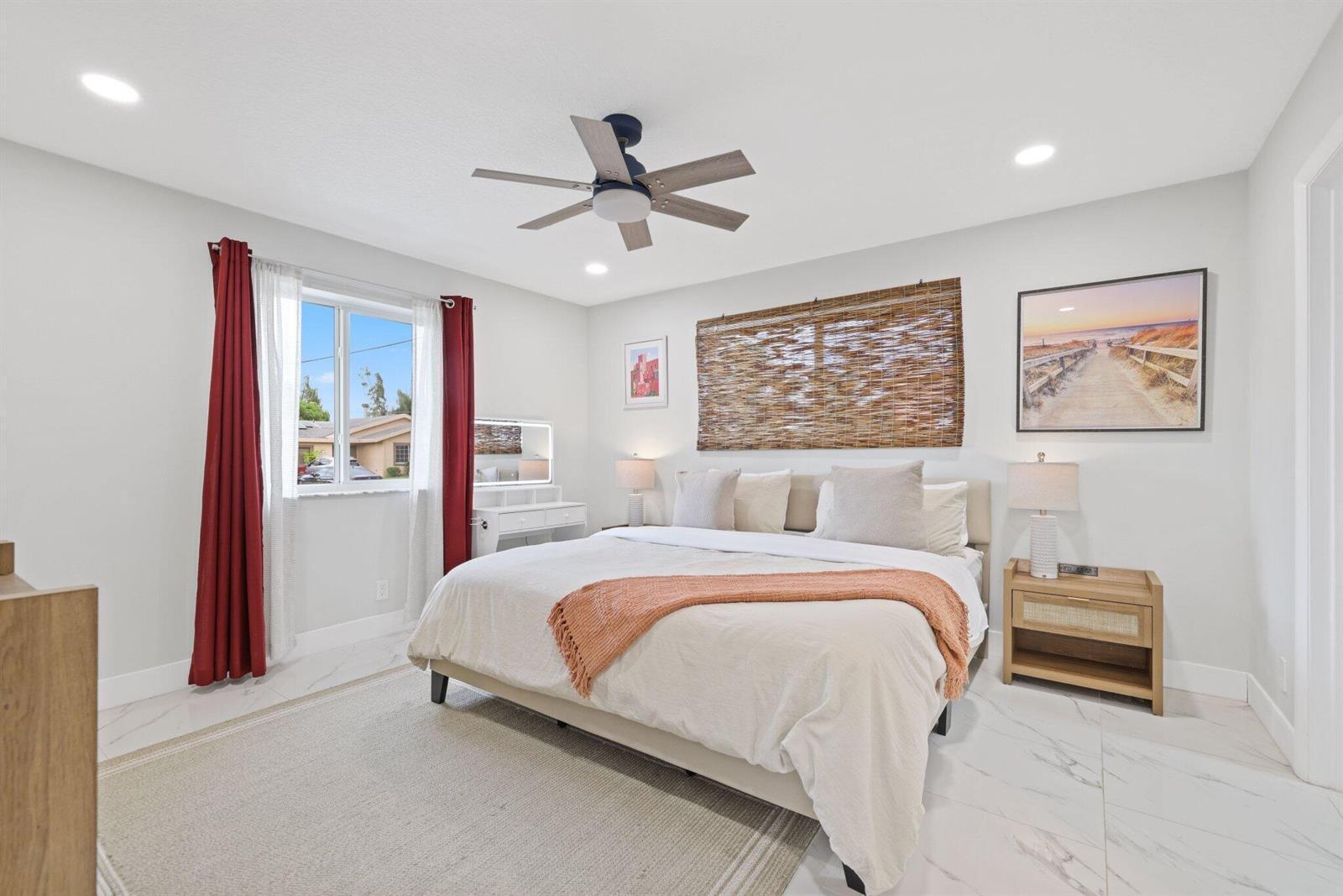 F R HUMPHRIES VILLA - Residential