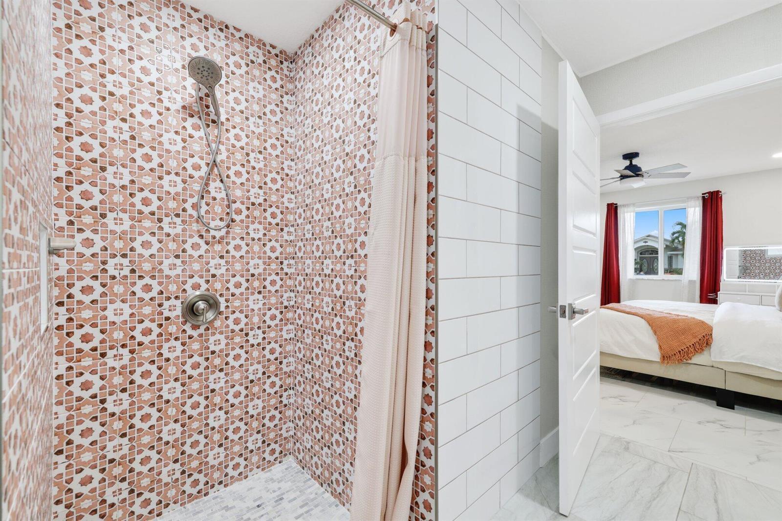 F R HUMPHRIES VILLA - Residential