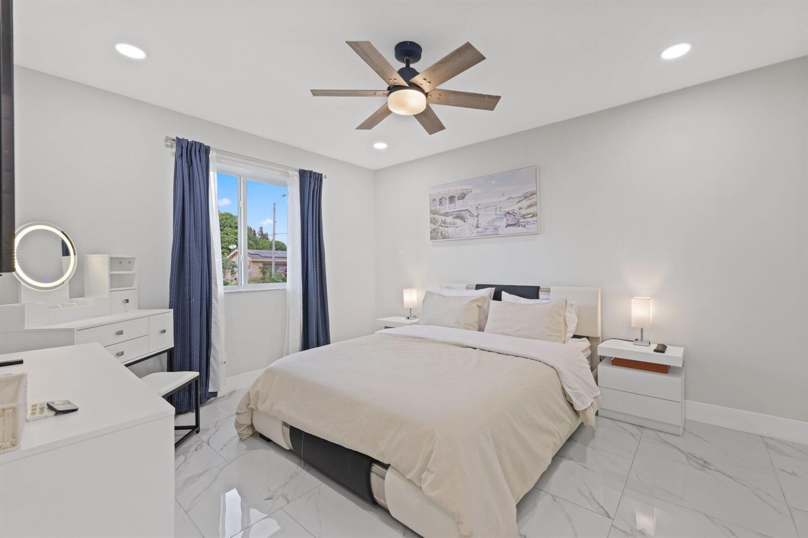 F R HUMPHRIES VILLA - Residential