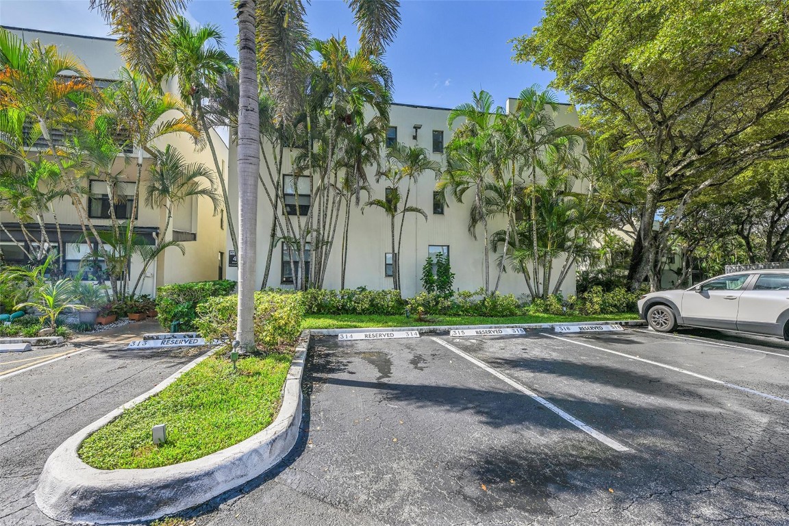 Villa Dorada - Residential