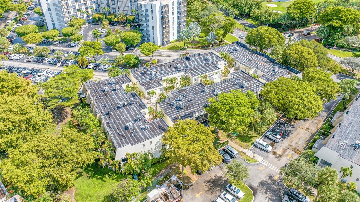 Villa Dorada - Residential