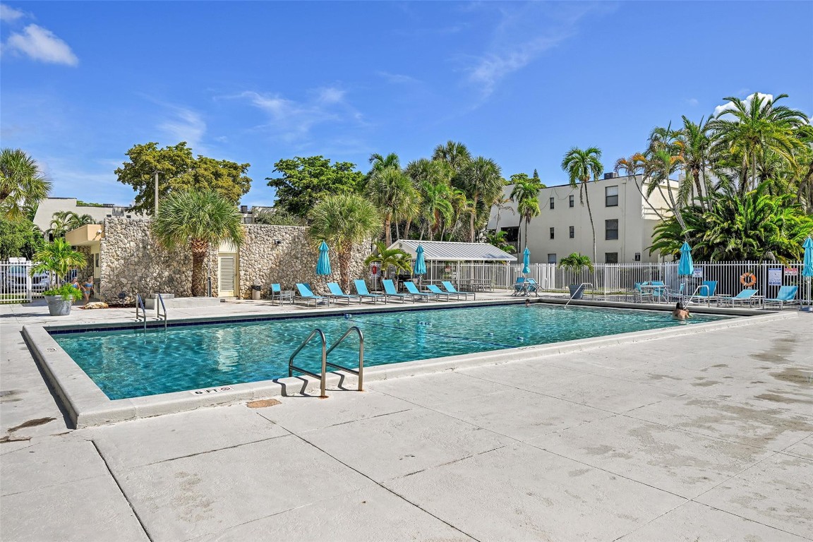 Villa Dorada - Residential