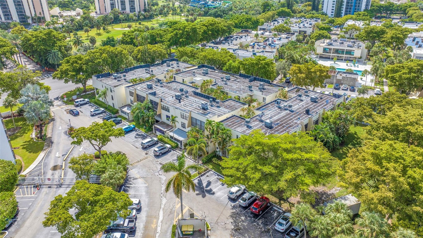 Villa Dorada - Residential