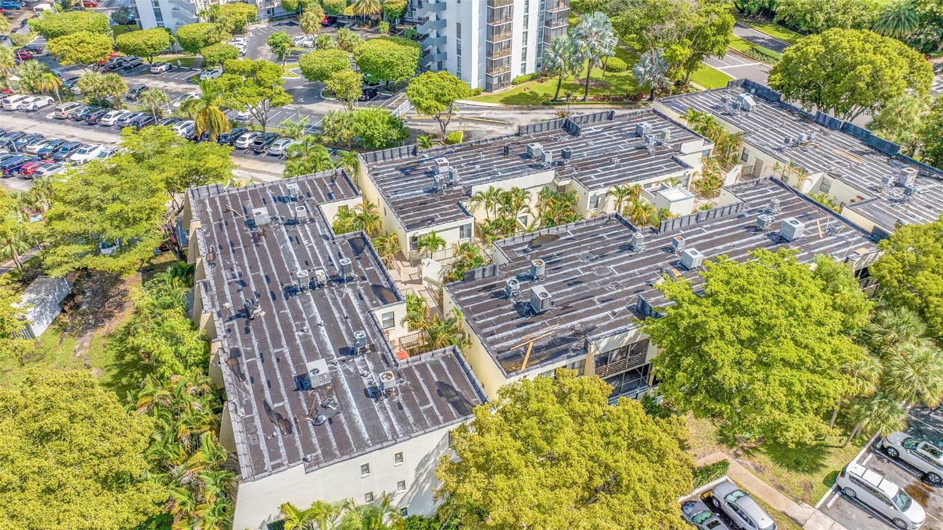 Villa Dorada - Residential