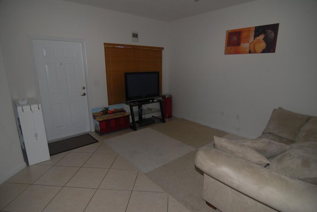 Photo of 7644 S Stonecreek Circle, Hollywood, FL 33024 (MLS # F10496630)