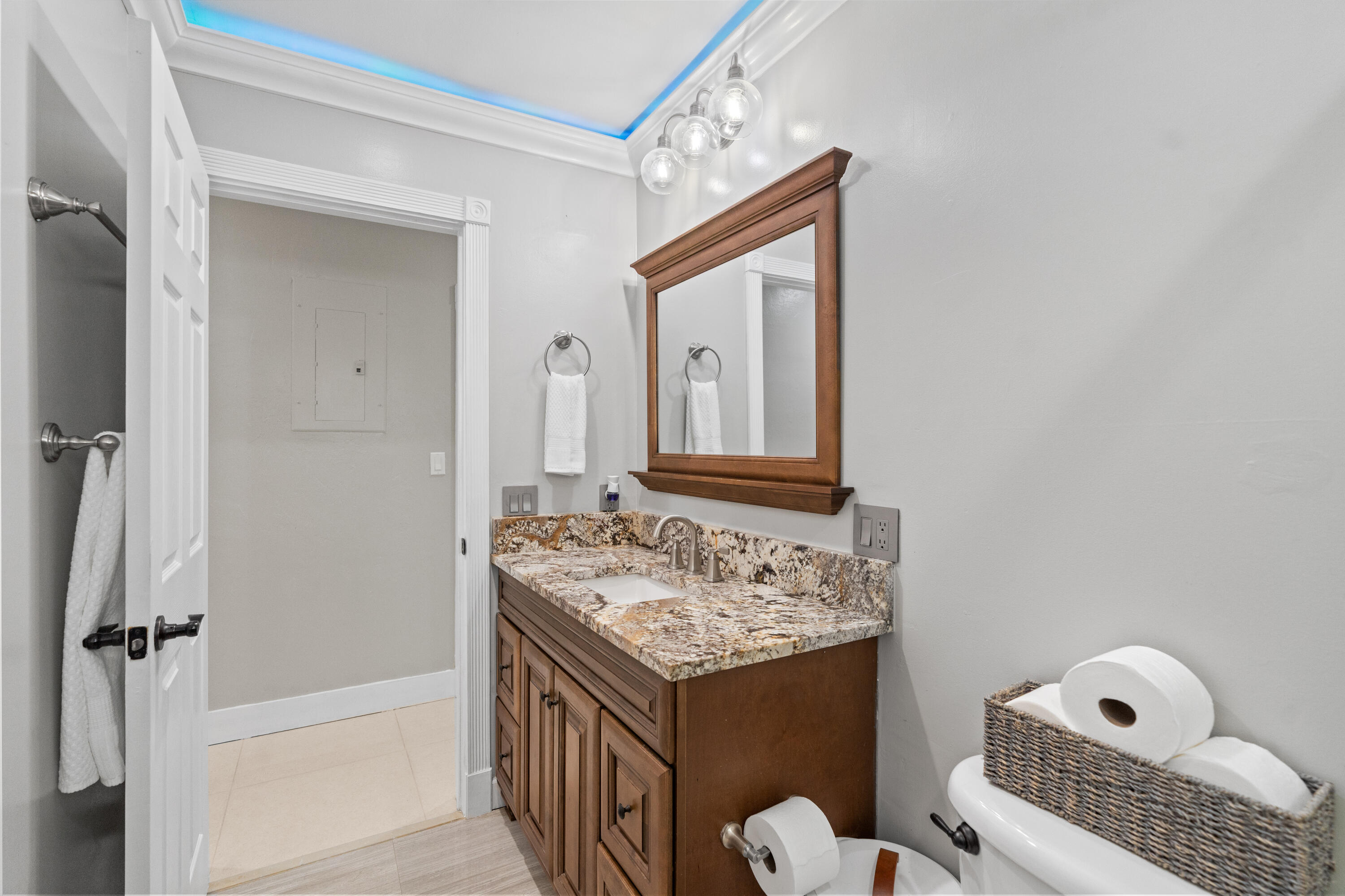 TOD ACRES COUNTRY CLUB SEC - Residential