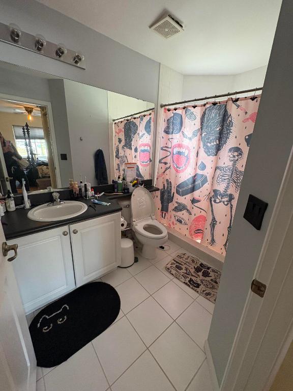 SUNSET PLAZA - Residential Lease