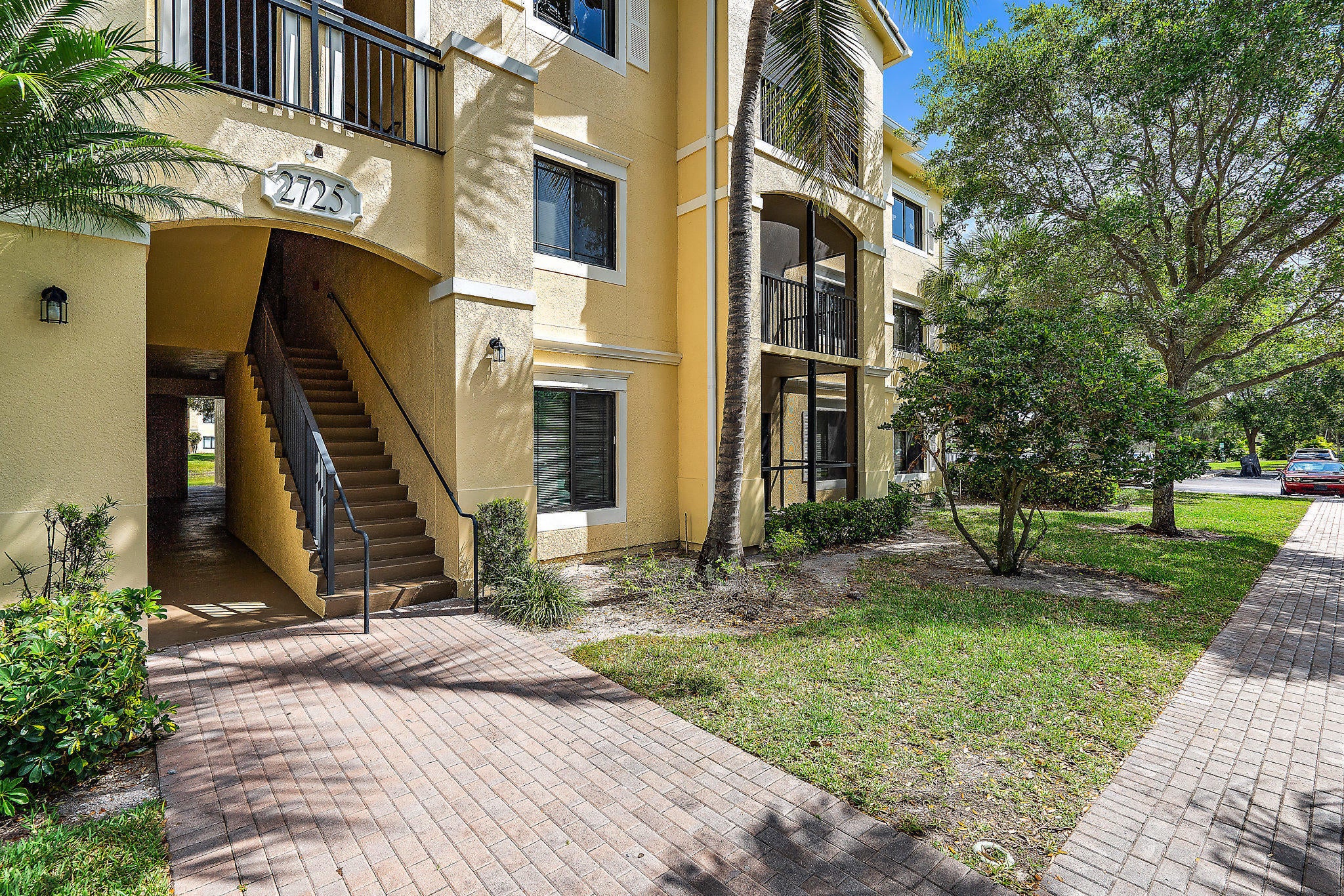 2725 Anzio Court 205