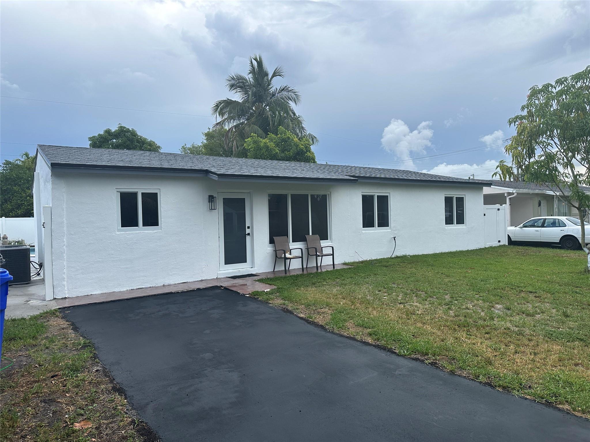 6231 SW 18th St, Pompano Beach, FL, 33068/$459,900 1 6231 SW 18th St