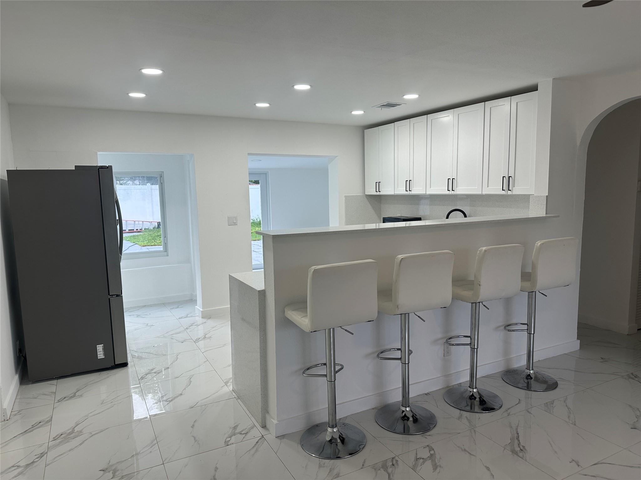 6231 SW 18th St, Pompano Beach, FL, 33068/$459,900 3 6231 SW 18th St