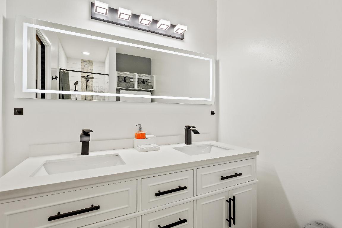 SOUTH SHORE 3 OF WELLINGTON - Residential Lease