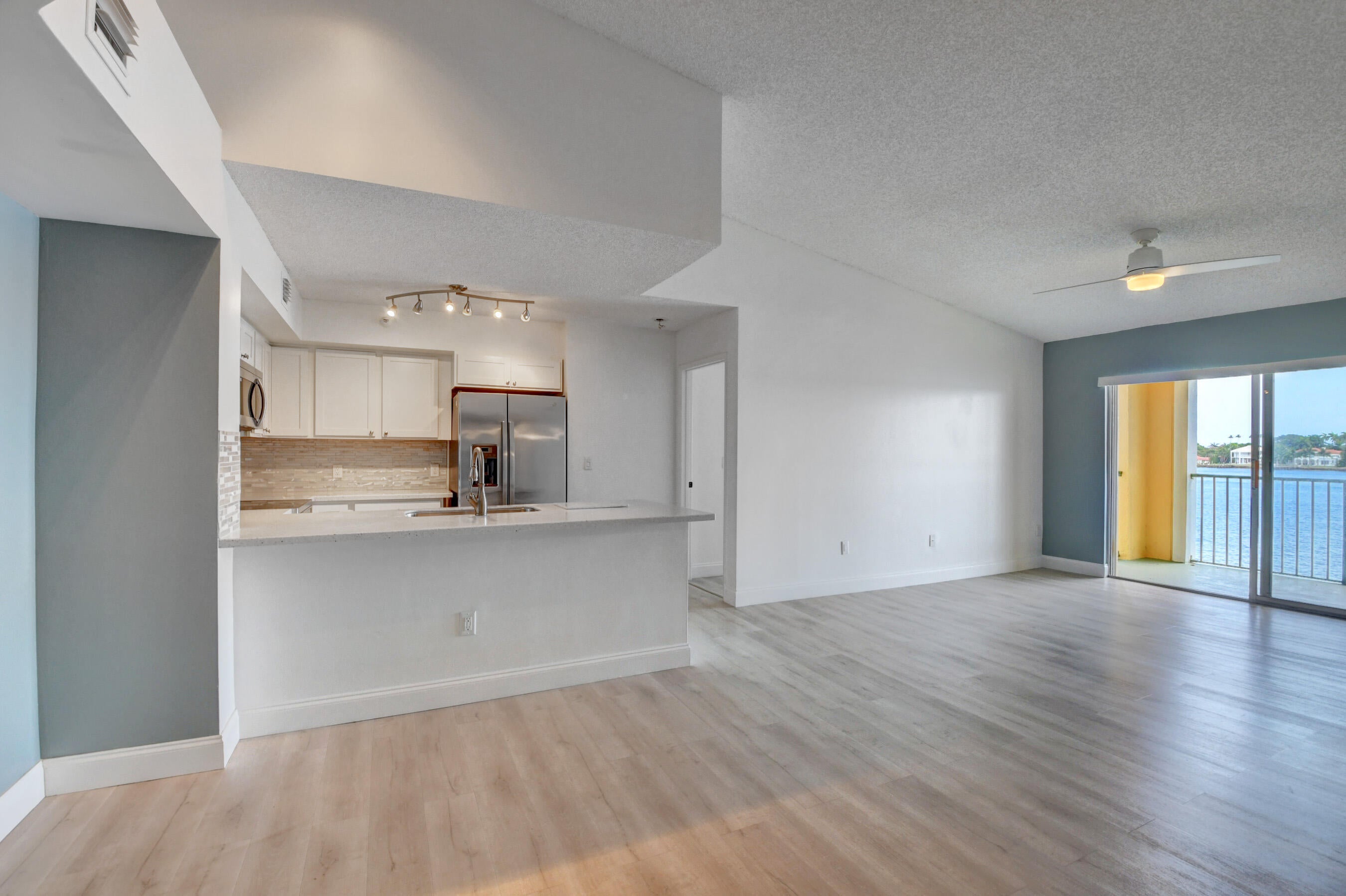 180 Yacht Club Way 308