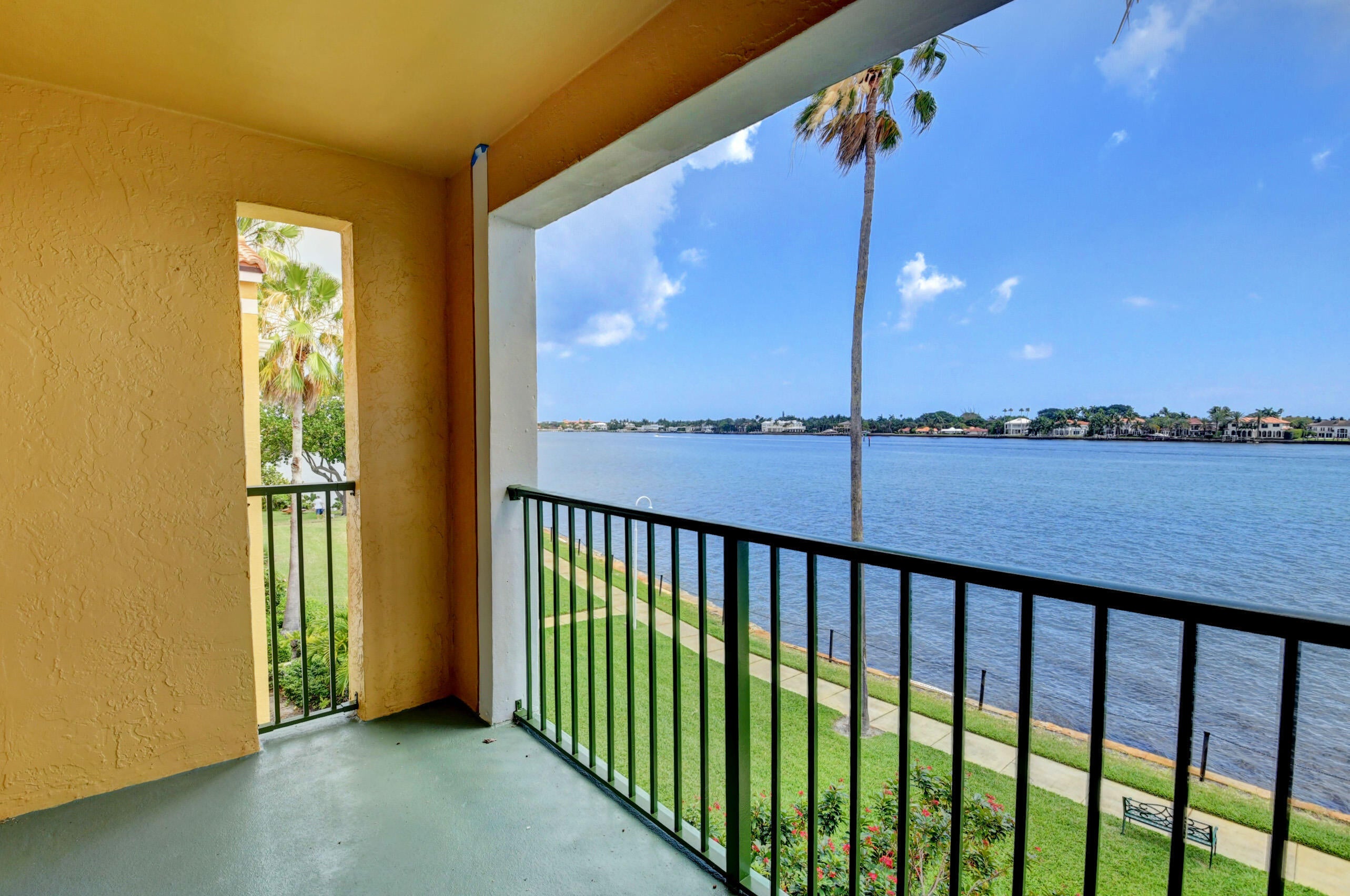 180 Yacht Club Way 308