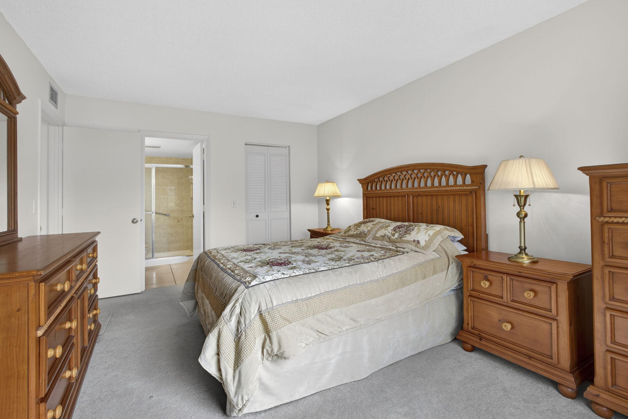 PINE RIDGE NORTH VILLAGE IV CONDO - Residential