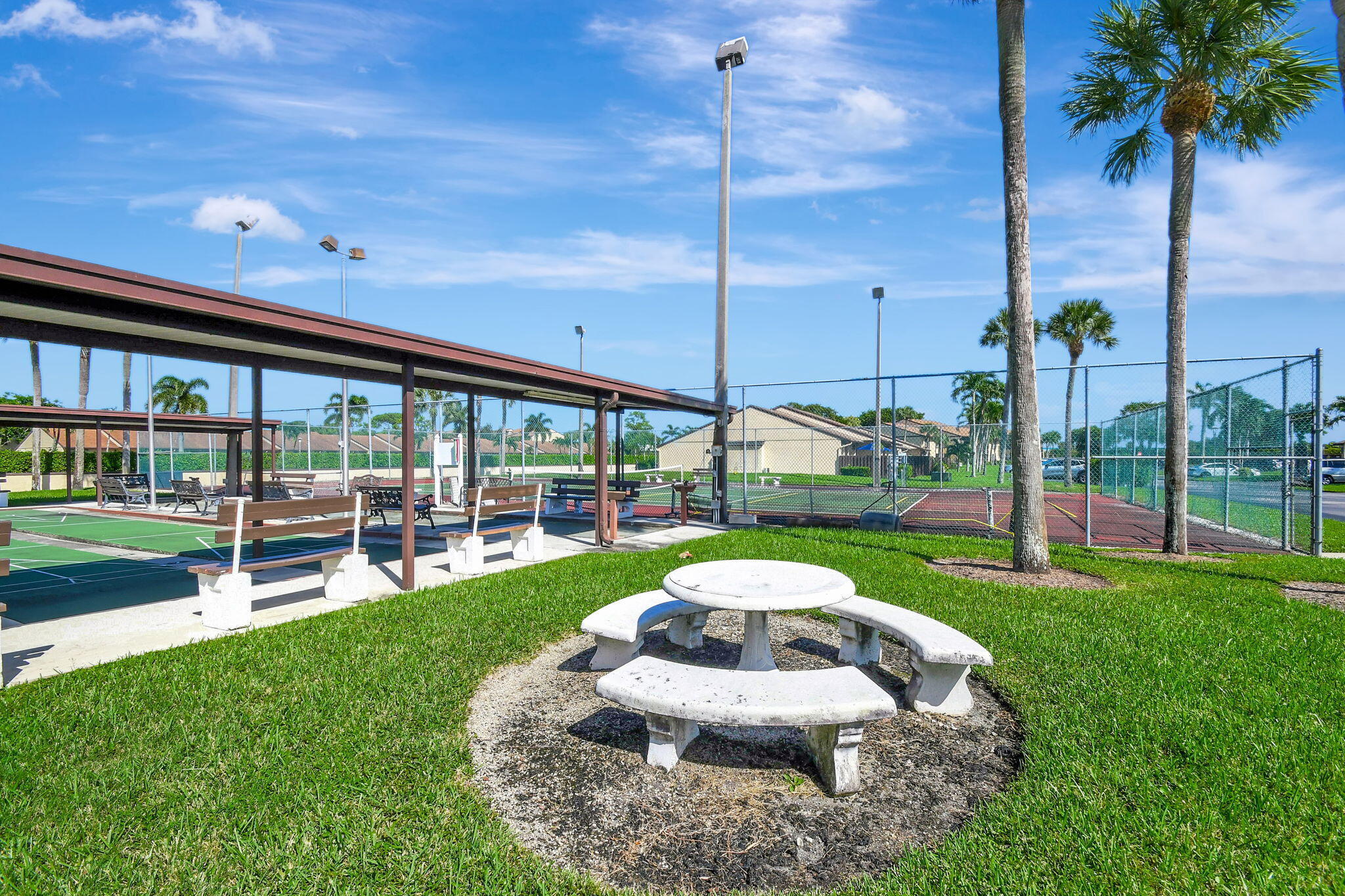 PINE RIDGE NORTH VILLAGE IV CONDO - Residential