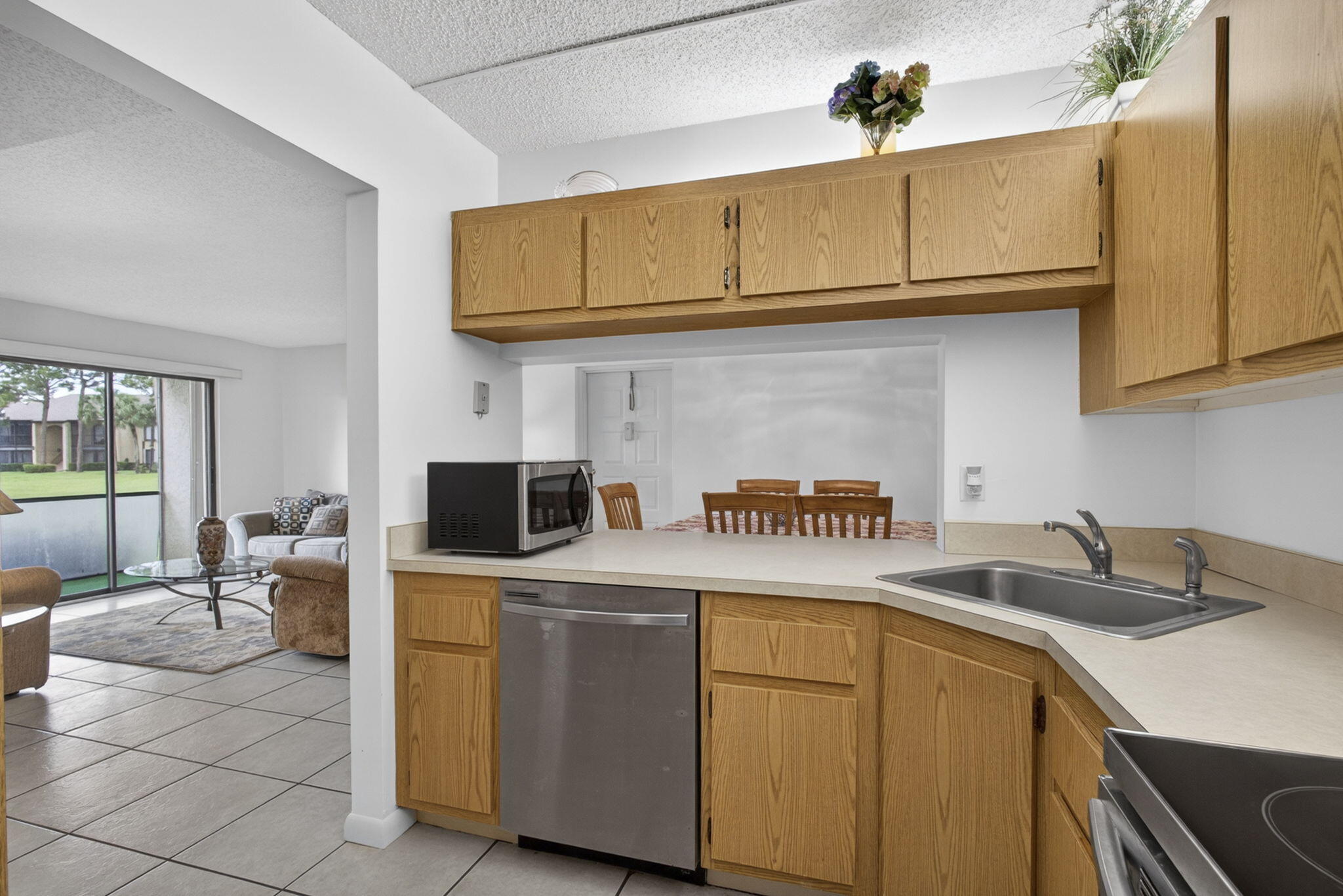 PINE RIDGE NORTH VILLAGE IV CONDO - Residential