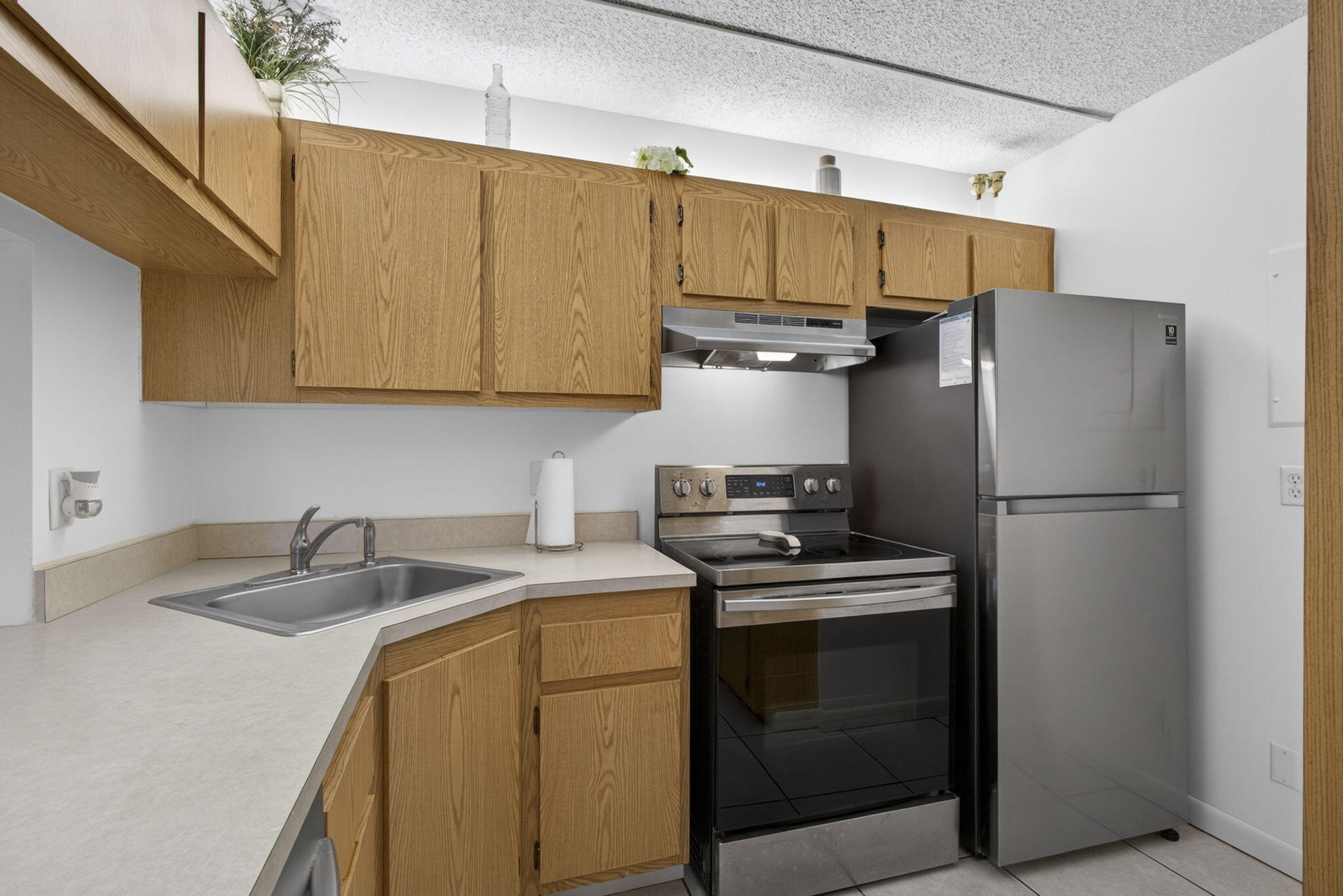 PINE RIDGE NORTH VILLAGE IV CONDO - Residential