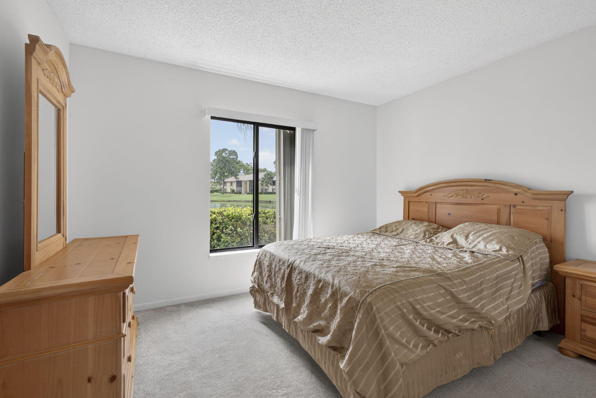 PINE RIDGE NORTH VILLAGE IV CONDO - Residential