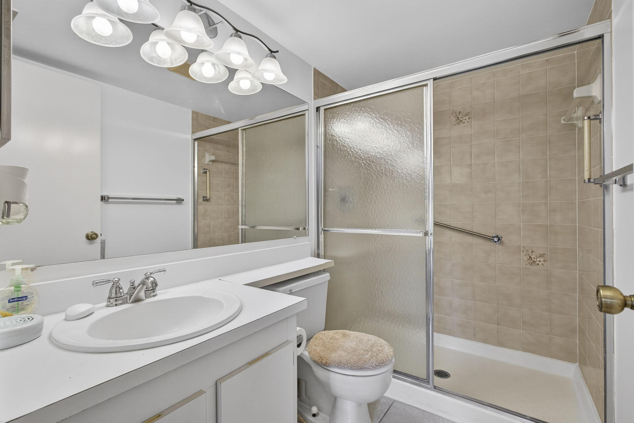 PINE RIDGE NORTH VILLAGE IV CONDO - Residential