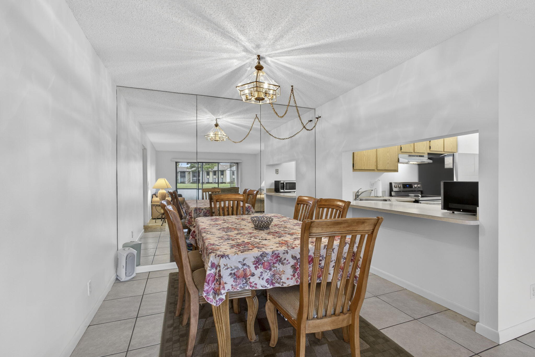 PINE RIDGE NORTH VILLAGE IV CONDO - Residential