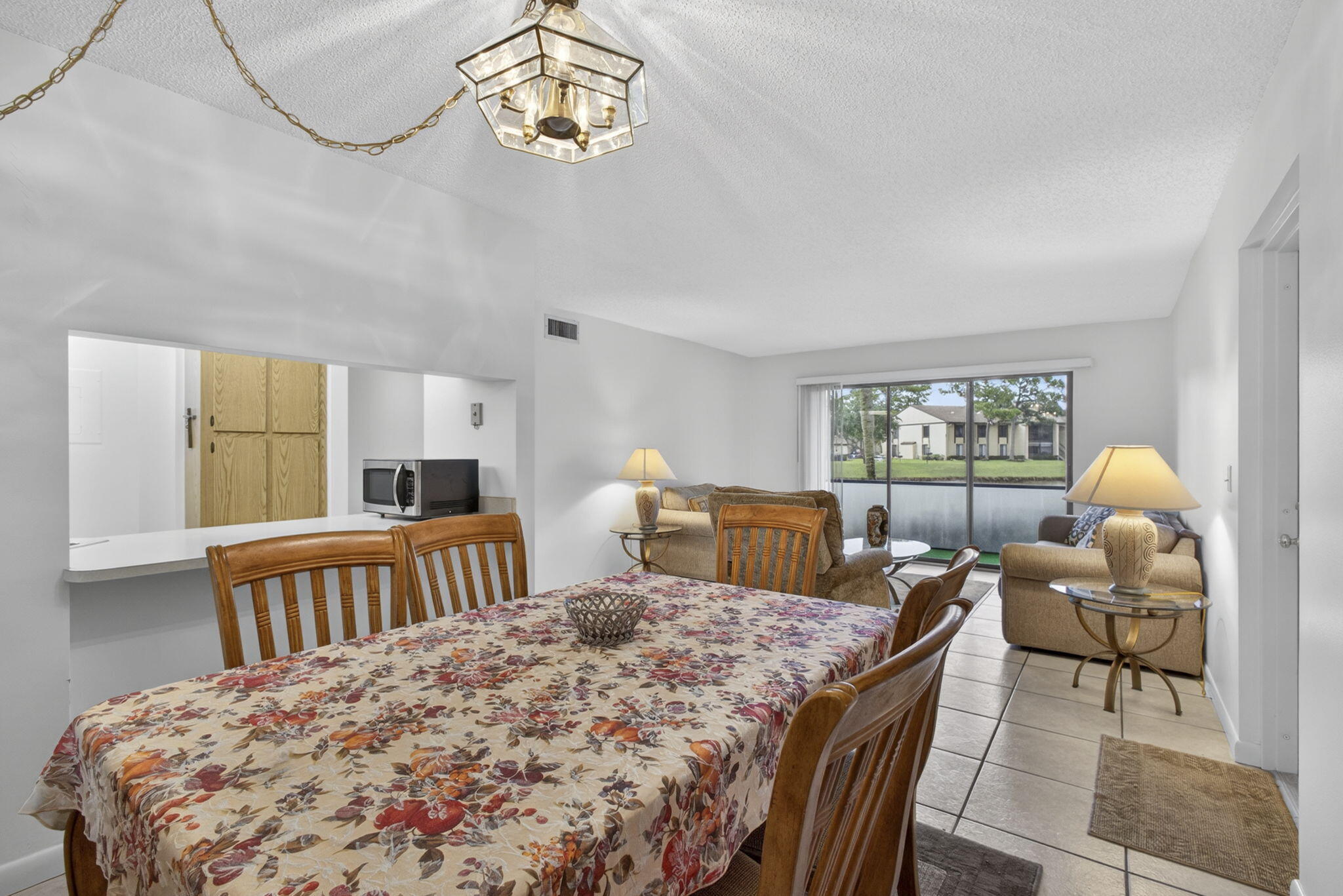 PINE RIDGE NORTH VILLAGE IV CONDO - Residential