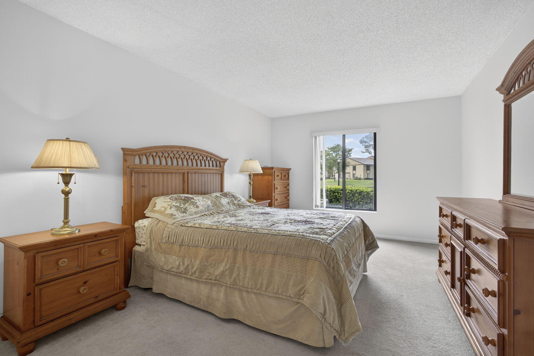 PINE RIDGE NORTH VILLAGE IV CONDO - Residential