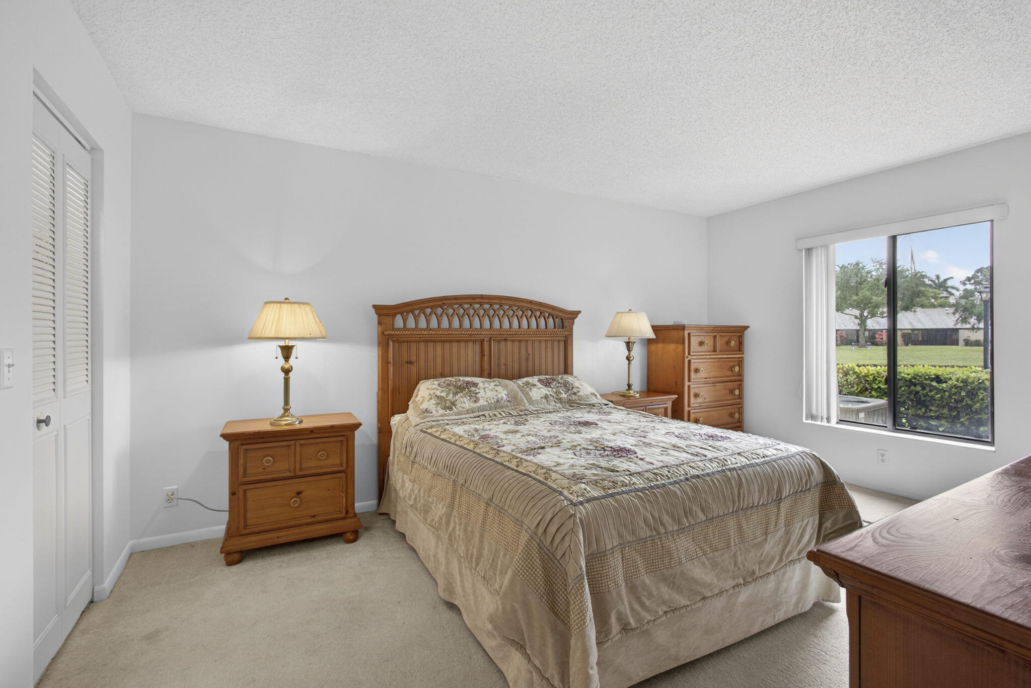 PINE RIDGE NORTH VILLAGE IV CONDO - Residential