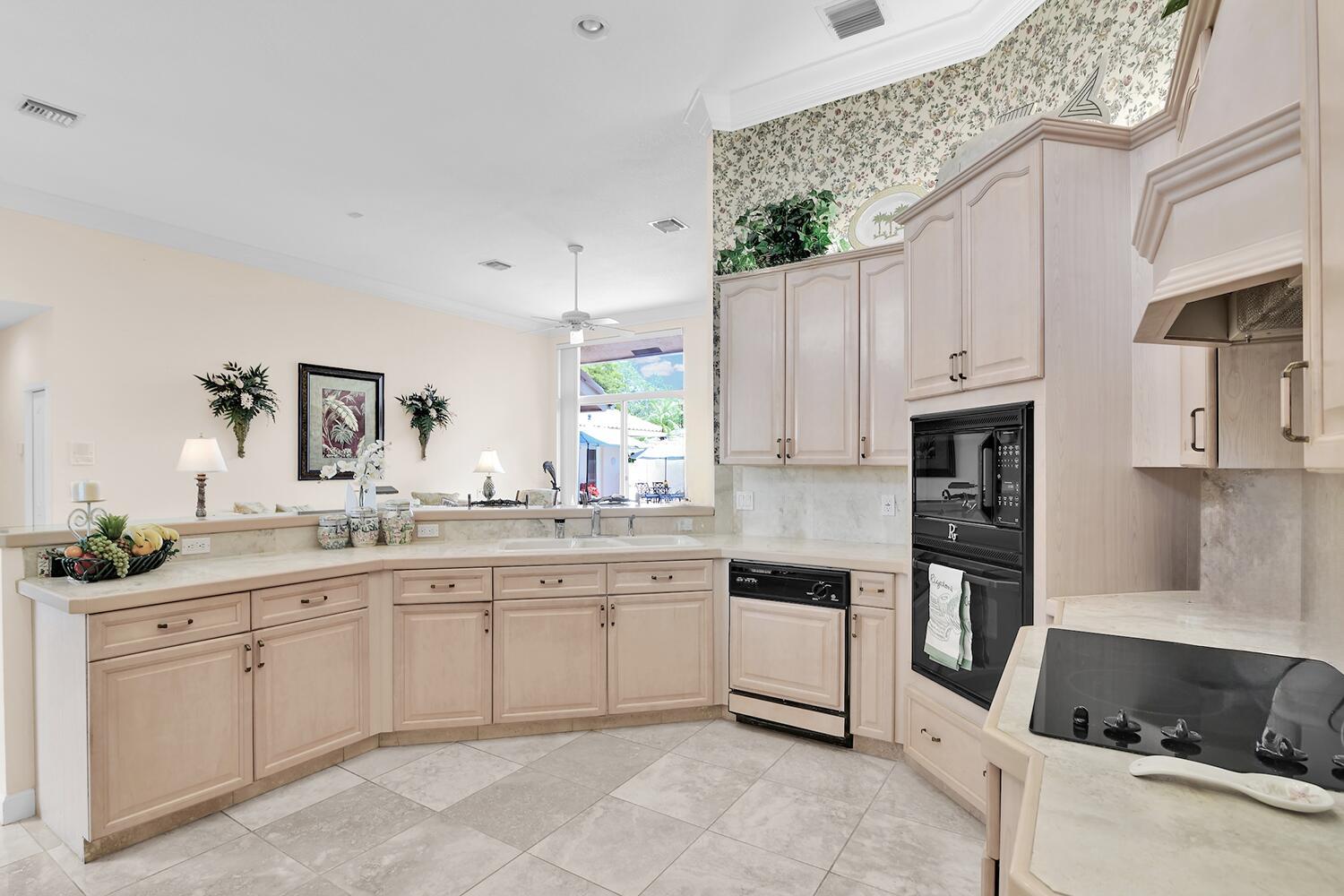 PINE TREE GOLF CLUB - Residential