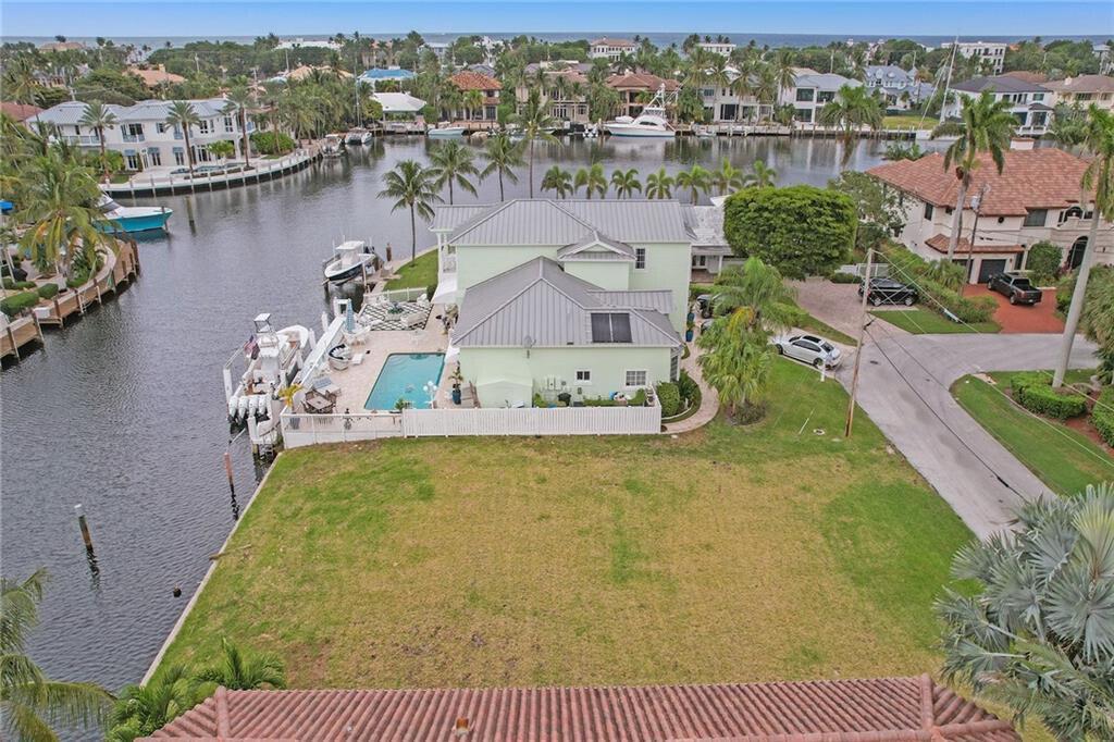 2821 NE 32 Street, Lighthouse Point, FL, 33064/$2,525,000 2 2821 NE 32 Street
