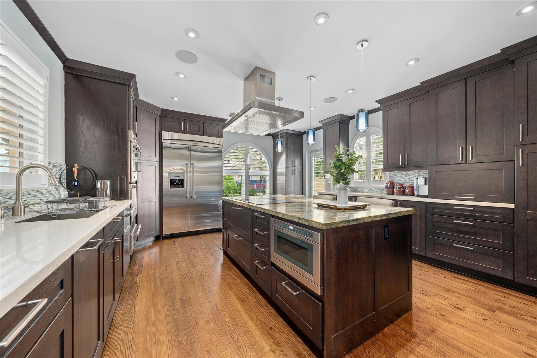 Las Olas Isles - Residential