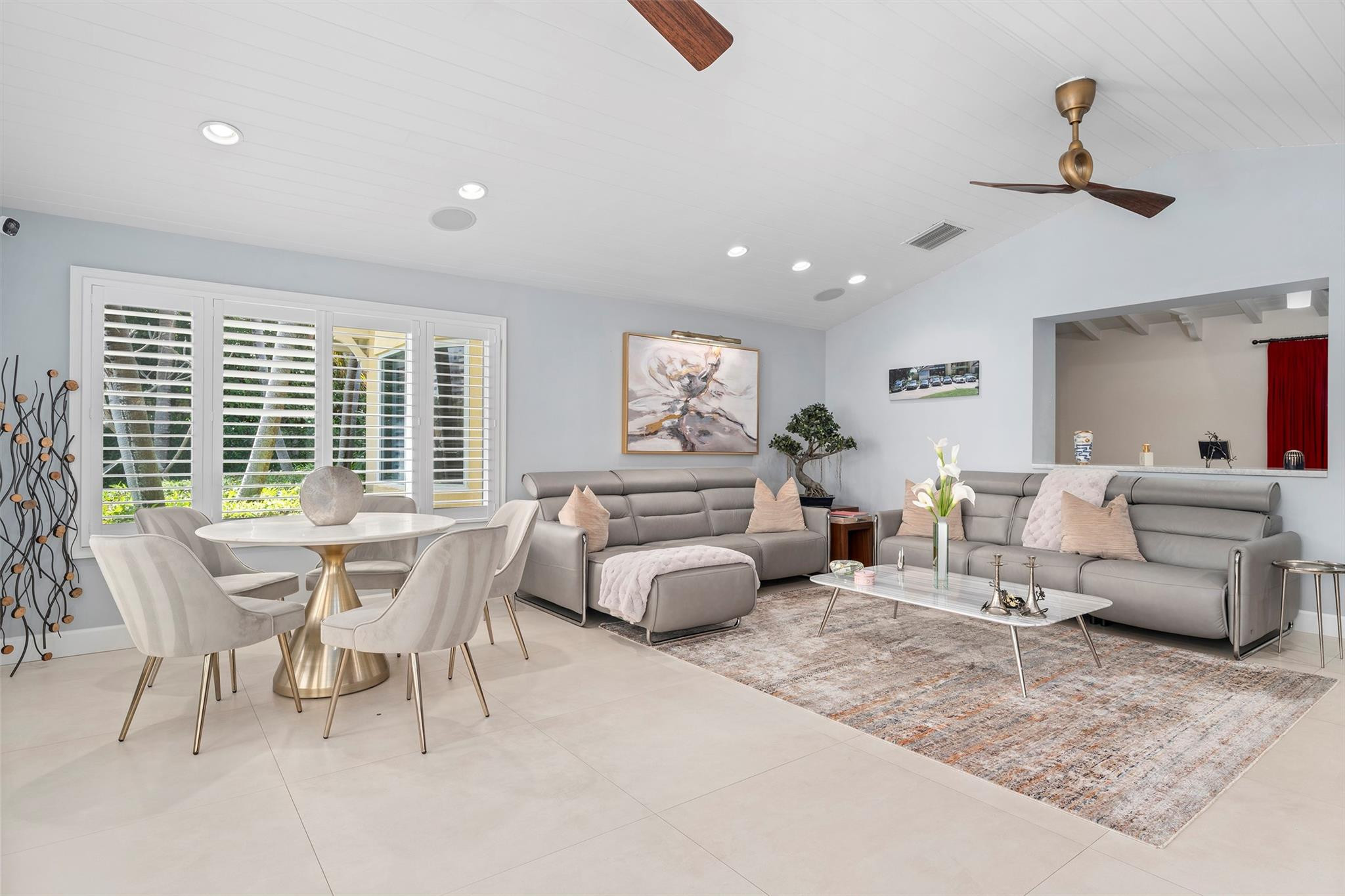 Las Olas Isles - Residential