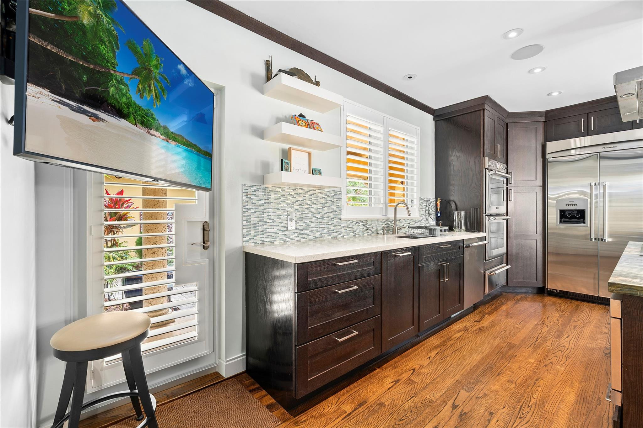 Las Olas Isles - Residential