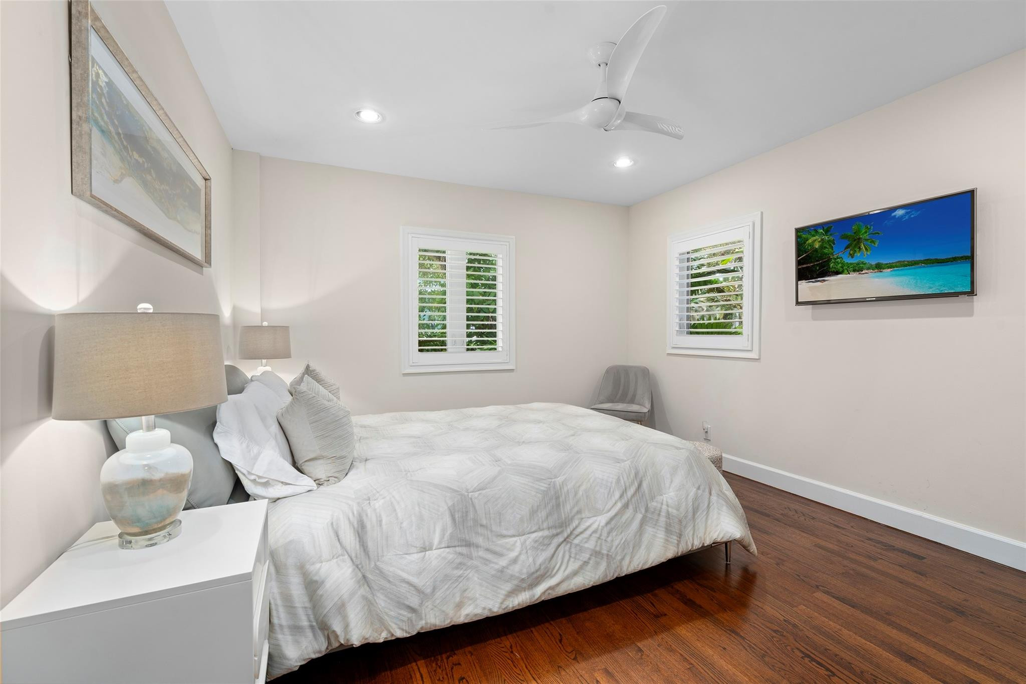 Las Olas Isles - Residential