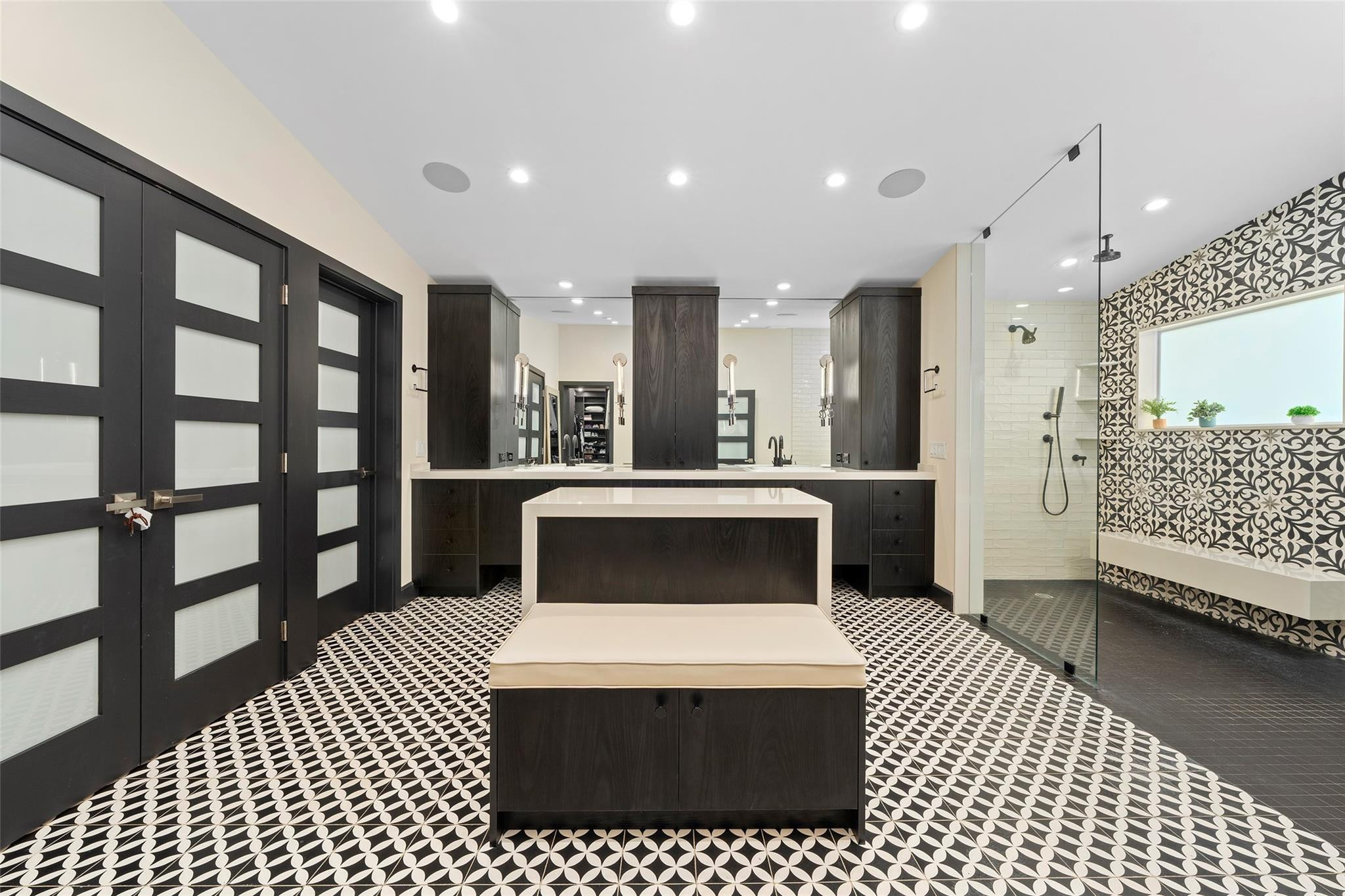 Las Olas Isles - Residential