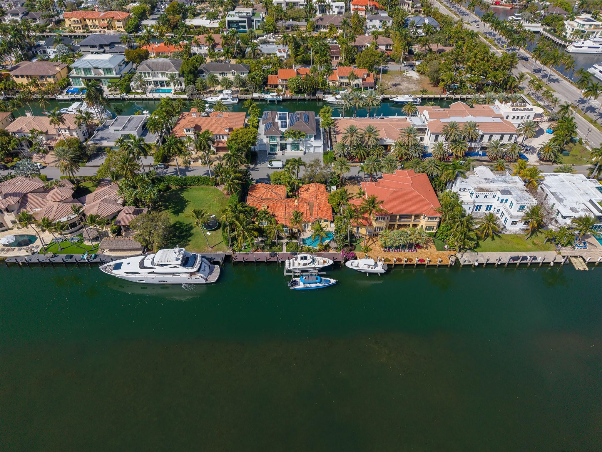 Las Olas Isles - Residential