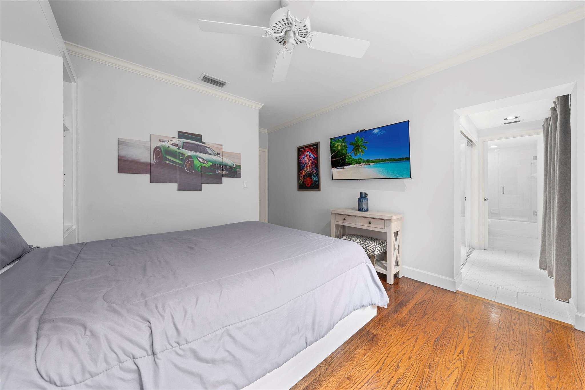 Las Olas Isles - Residential