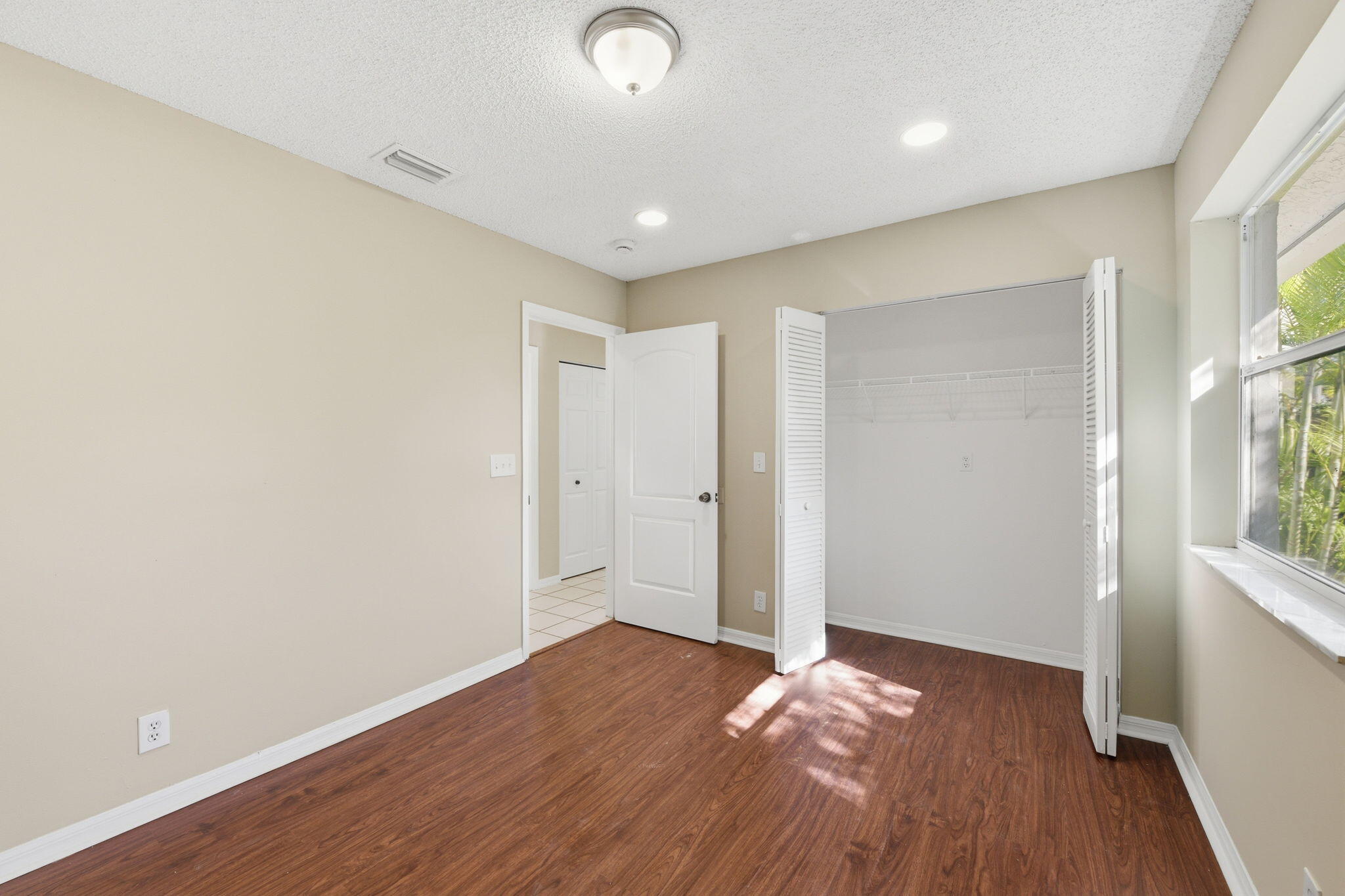 BOCA WINDS PAR D-1 - Residential