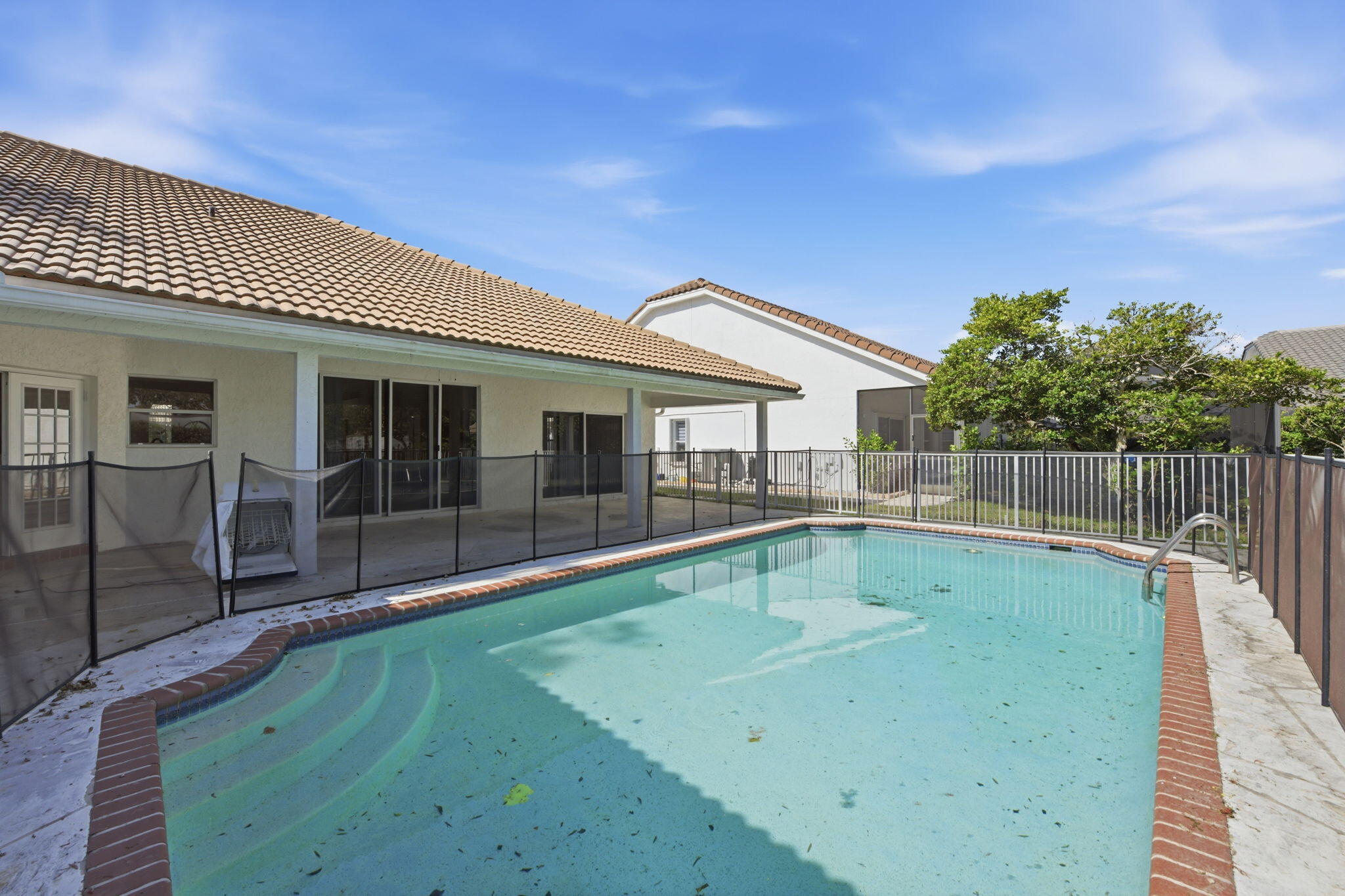 BOCA WINDS PAR D-1 - Residential