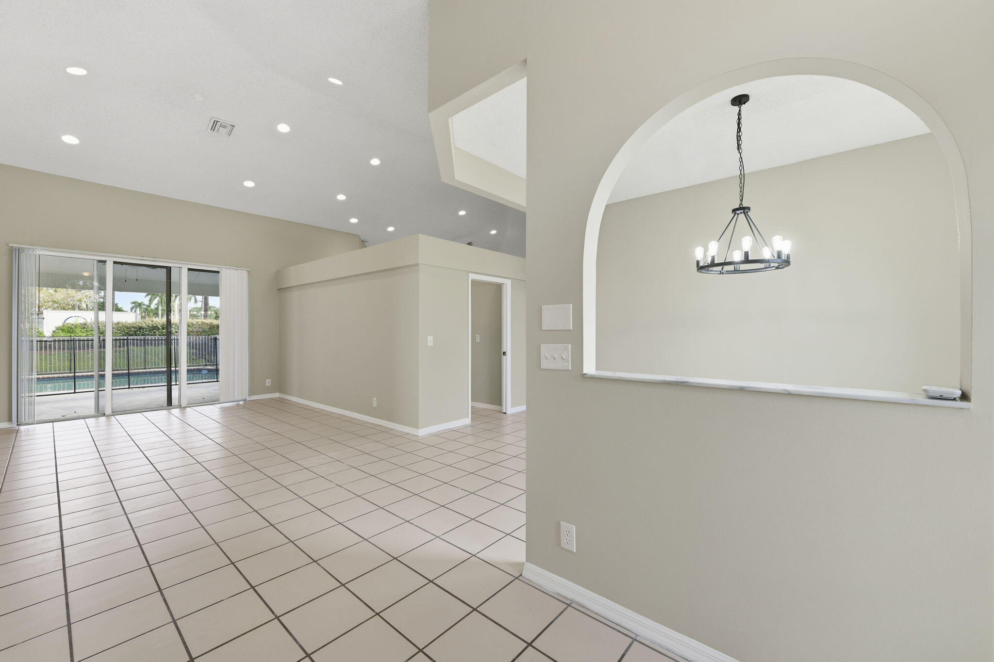 BOCA WINDS PAR D-1 - Residential