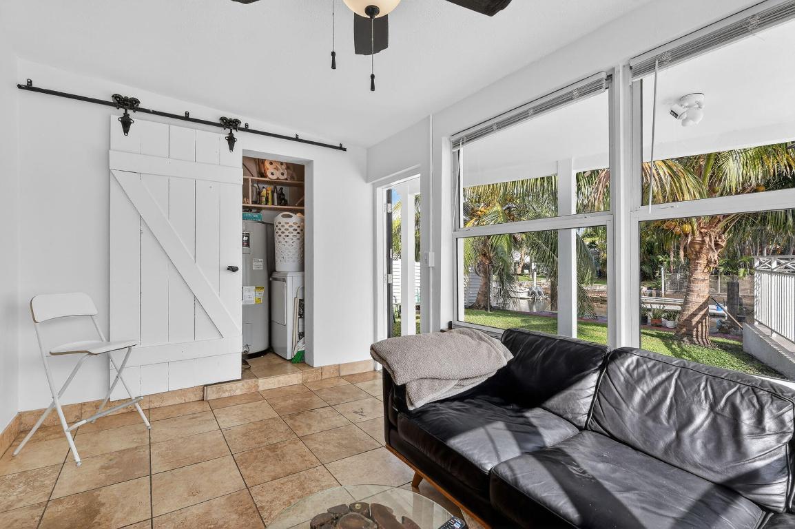 AVON HEIGHTS - Residential