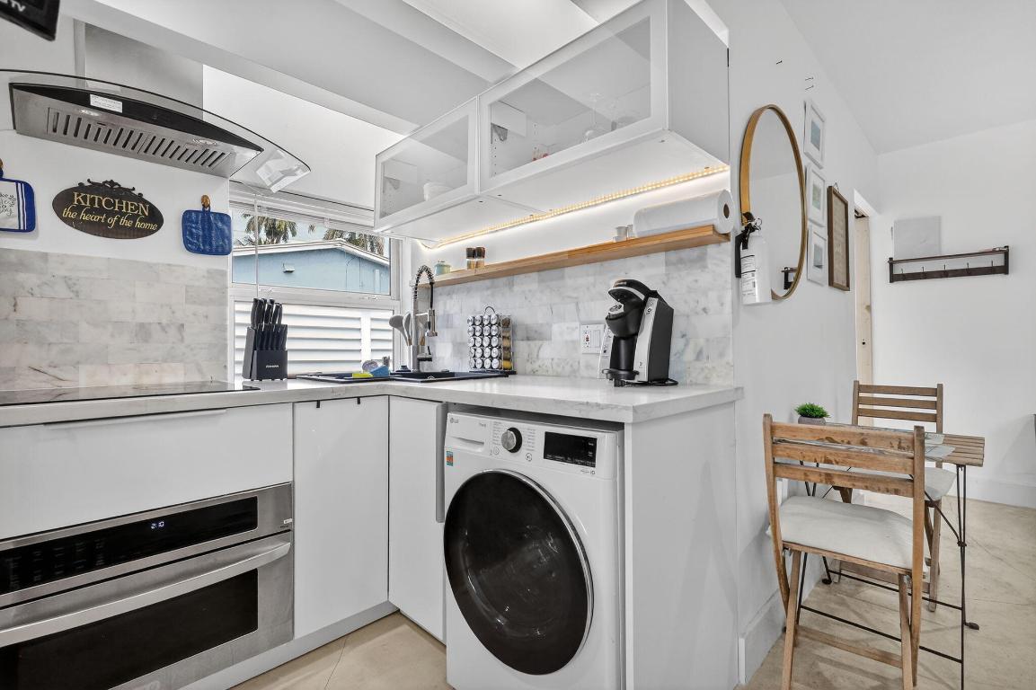 AVON HEIGHTS - Residential