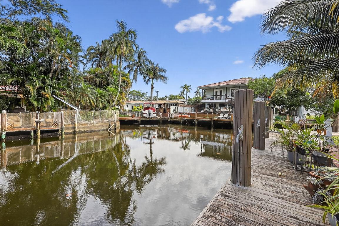 AVON HEIGHTS - Residential