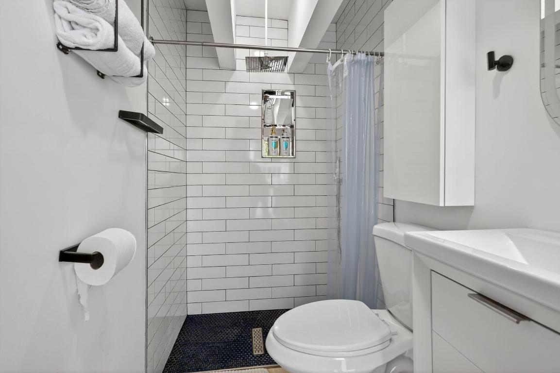 AVON HEIGHTS - Residential